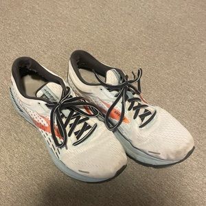 Brooks Adrenaline GTS 21